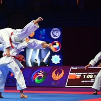 L’équipe féminine vietnamienne de kata lors de sa performance victorieuse aux championnats d’Asie. Photo : AKF