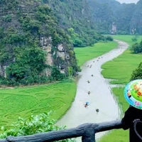 Ce tableau se trouve dans les rizières de Tam Coc, dans la zone de Hang Hai. Photo: NDEL