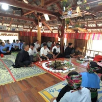 Le Mo Muong est une forme de rituel chanté traditionnel, pratiqué dans les cérémonies spirituelles des Muong. Photo: VOV