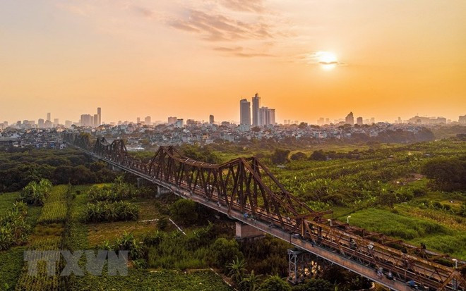 Le pont emblématique Long Bien de Hanoi. Photo: VNA long-bien.jpg