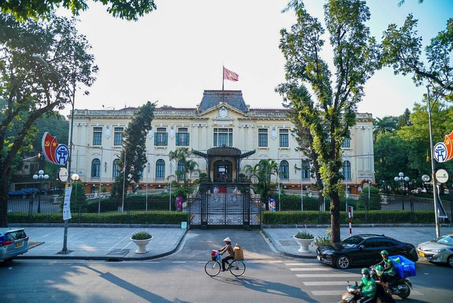 Palais du gouverneur du Bac Bô - aujourd'hui Maison des hôtes du gouvernement. Photo : VNA palais-du-gouverneur-du-bac-bo.jpg