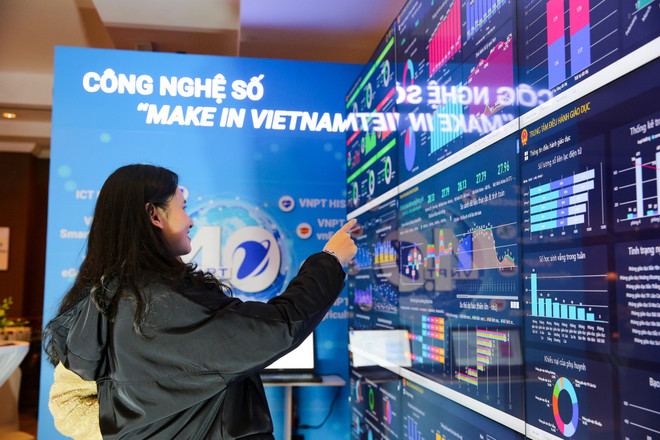 La transformation numérique ouvre de nombreuses opportunités pour le Vietnam. Photo: VietnamPlus transformation-numerique-au-vietnam.jpg