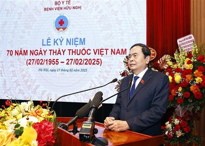 Le président de l’Assemblée nationale, Trân Thanh Mân. Photo: VNA tran-thanh-man-hopital-amitie.jpg