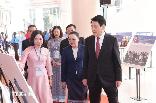 president-luong-cuong-expo-laos.jpg