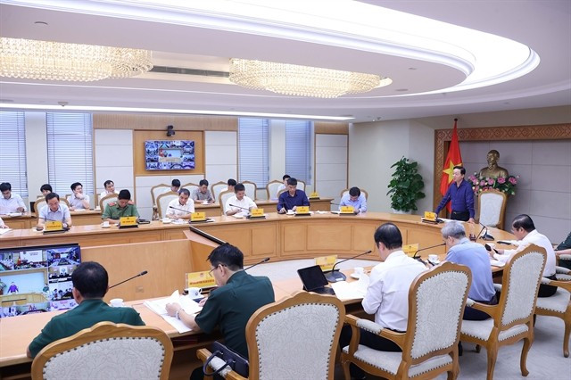 Le vice-Premier ministre Trân Hông Hà préside une réunion avec les ministères et les localités sur la réponse au typhon Matmo. Photo: VNA tran-hong-ha.jpg
