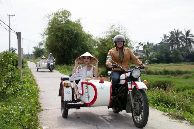 village-de-legumes-de-tra-que-en-sidecar.jpg