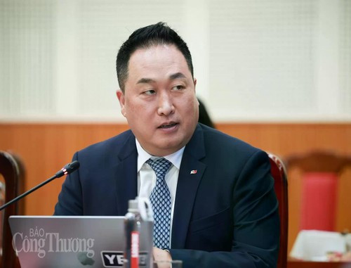 Hong Sun, président d'honneur de l'Association des entreprises sud-coréennes au Vietnam (KoCham). Photo : congthuong.vn hong-sun.jpg