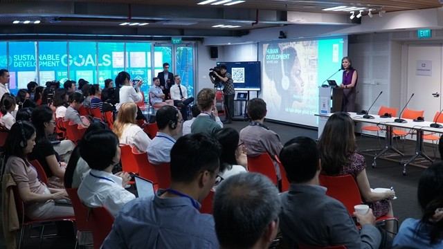 Lancement du Rapport sur le développement humain 2025 du Programme des Nations Unies pour le développement (PNUD), à Hanoi, le 12 mai. Photo : PNUD pnud.jpg
