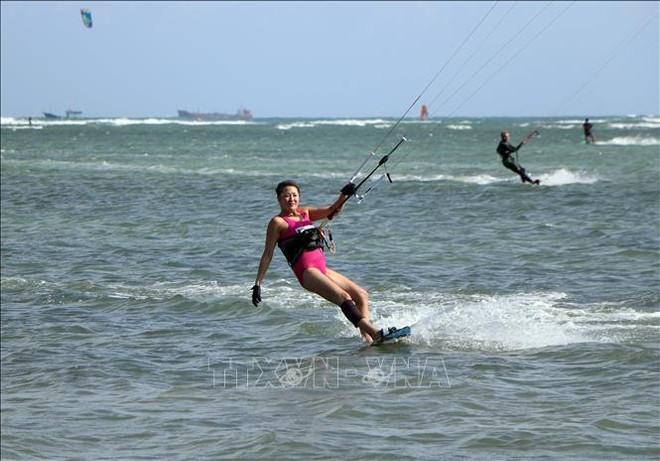 demonstrations-de-kitesurf-my-hoa.jpg