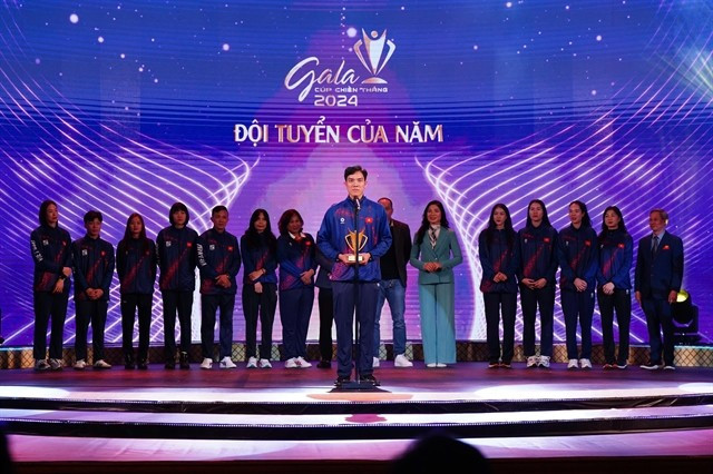La meilleure équipe de l’année revient à la capitaine Nguyên Bich Tuyên et à ses coéquipières de volley-ball. Photo : Vietcontent nguyen-bich-tuyen.jpg