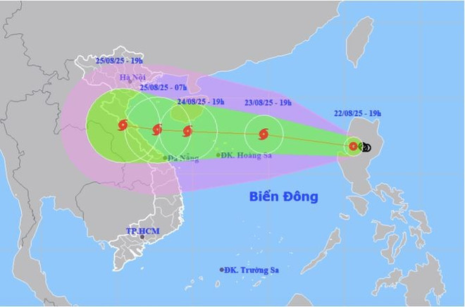 Le typhon Kajiki se déplace très rapidement, atteignant 20 km/h, et devrait frapper le Centre-Nord du Vietnam le 25 août. Photo : NCHMF kajiki.jpg
