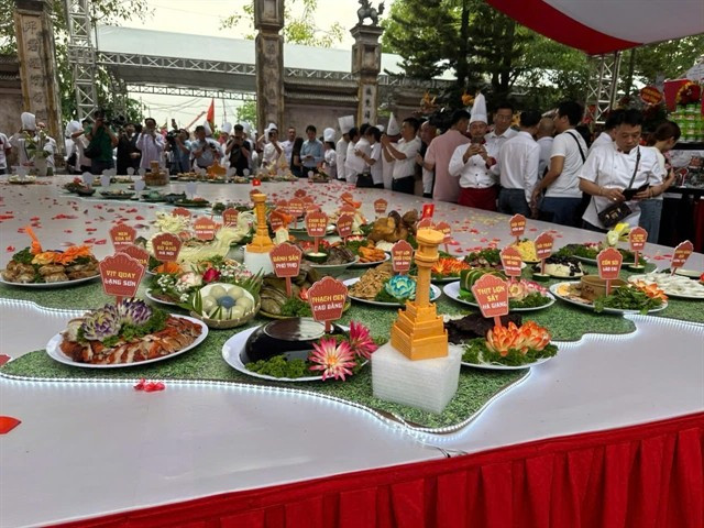 Les 180 plateaux créés par des chefs de tout le pays montrent la diversité de l’excellence culinaire proposée. Photo: gracieuseté des organisateurs plateaux-doffrandes-culinaires-vna.jpg