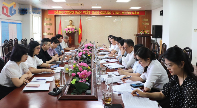 Le Département des arts du spectacle du ministère de la Culture, des Sports et du Tourisme et le Département provincial de la culture, des sports et du tourisme discutent des préparatifs des festivals internationaux de marionnettes et de cirque. Photo: baoquangninh.vn festivals-baoquangninhvn.jpg