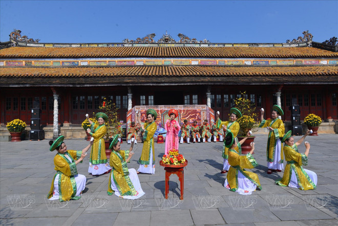 Les images du dragon sont présentes en plusieurs lieux à Huê, d’où le surnom « Pays des dragons ». Photo : VNP images-du-dragon-1.jpg