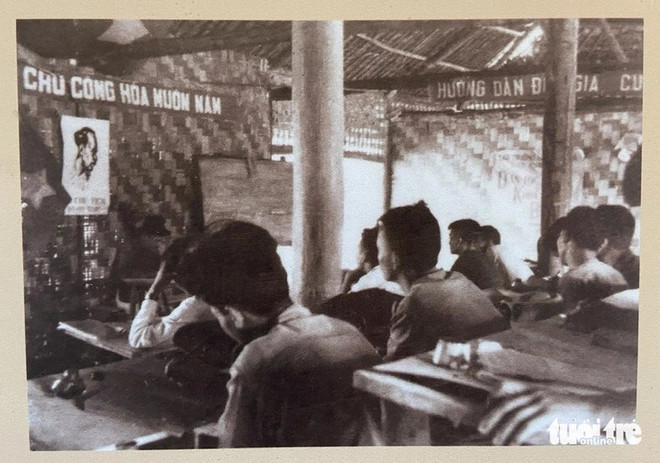Dans la classe. Photo: tuoitre.vn dans-la-classe.jpg
