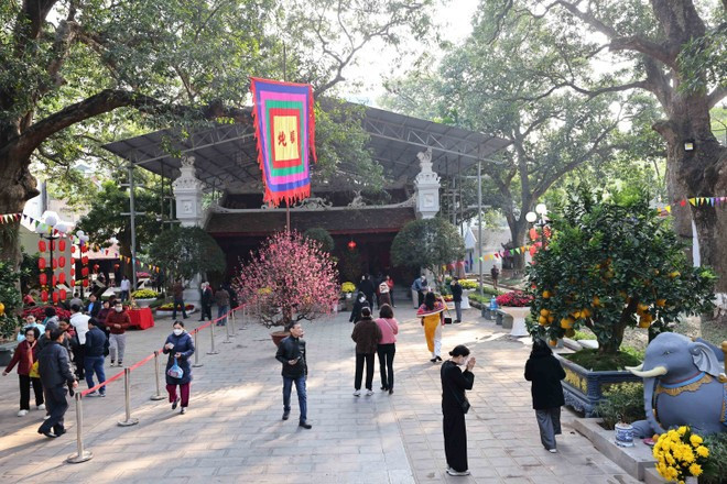 temple-quan-thanh-2.jpg