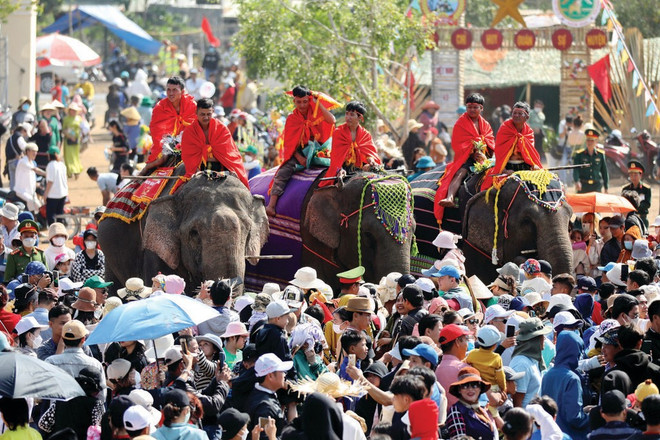 fetes-des-elephants-de-buon-don.jpg