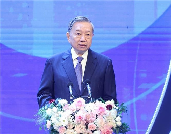 Le secrétaire général du Parti, Tô Lâm, prend la parole lors de l’événement, à Hanoi, le 8 août. Photo: VNA to-lam-finances-vna.jpg
