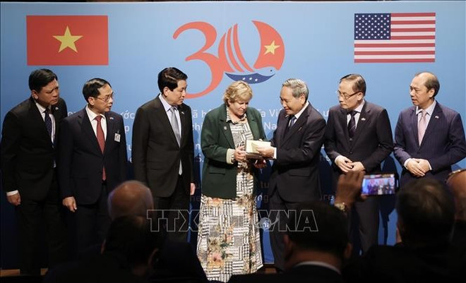 luong-cuong-vietnam-usa.jpg