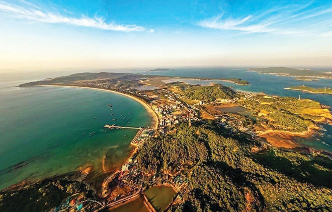Panorama de la grande île de Cô Tô, province de Quang Ninh (Nord). Photo: FB panorama-de-la-grande-ile-de-co-to.jpg