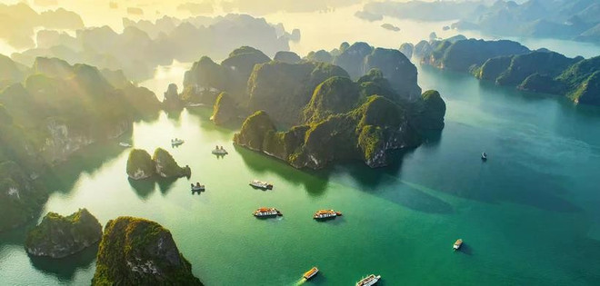 Baie de Ha Long à Quang Ninh (Nord). Photo: NDEL baie-de-ha-long-ndel.jpg