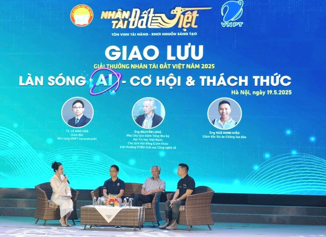 Lors du lancement du Prix « Talents vietnamiens 2025 » (Nhan tai Dat Viet 2025). Photo : VGP. lors-du-lancement-du-prix-talents-vietnamiens-2025.jpg