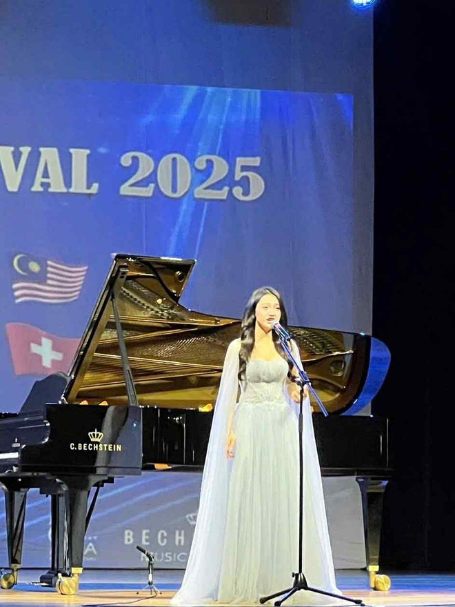 Nguyên Thanh Chuc interprète l'aria "Le Violette" du célèbre opéra "Pirro e Demetrio" d'Alessandro Scarlatti, au Festival des Arts d’Asie 2025. Photo : gracieuseté de Nguyên Thanh Chuc nguyen-thanh-chuc-1377.jpg