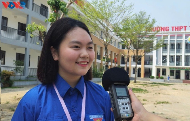 Lê Anh Tuê Minh, élève en terminale au lycée de Nghia Lô. Photo: VOV le-anh-tue-minh.jpg