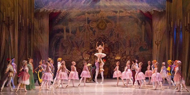 russian-state-ballet-hoguomoperavn.jpg