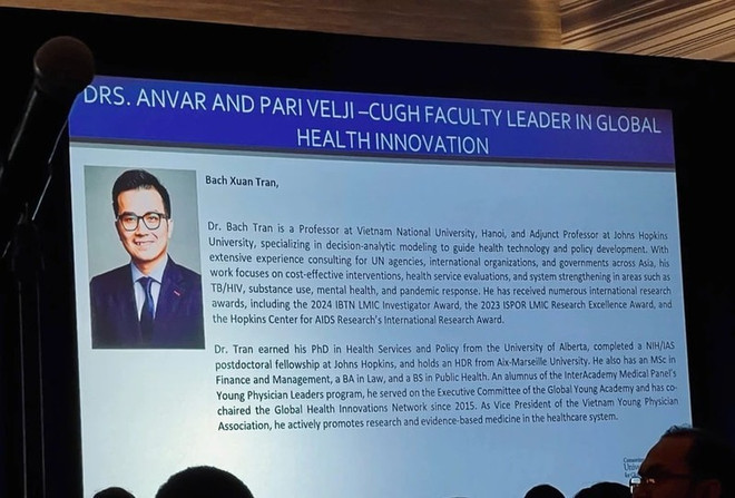 Ce prix a été attribué par l’Association au professeur Trân Xuân Bach en reconnaissance de ses contributions importantes dans le domaine de l’innovation en santé, notamment dans ses recherches sur l’économie de la santé. Photo : baohaiduong.vn tran-xuan-bach.jpg