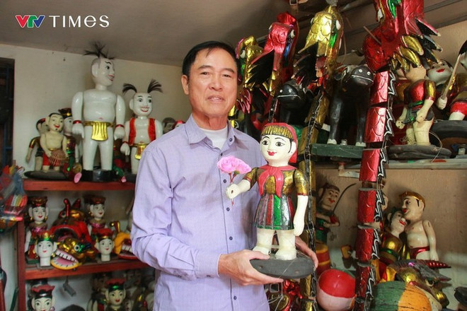 L'artisan Phan Van Manh perpétue les traditions du village. Photo: VTV Times artisan-phan-van-manh.jpg