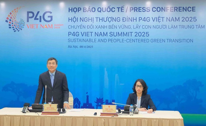 Le 8 avril, le vice-ministre permanent des Affaires étrangères, Nguyen Minh Vu, préside la conférence de presse internationale sur le Sommet du P4G Vietnam 2025. Photo: baoquocte.vn nguyen-minh-vu.jpg