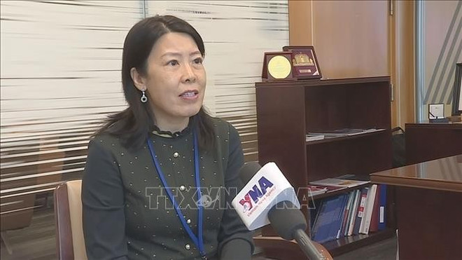 Xiaohong Li, cheffe de l’Office des Nations Unies contre la drogue et le crime (ONUDC) au micro de la VNA. Photo : VNA xiaohong-li.jpg