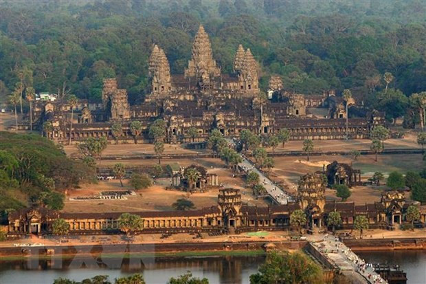 Angkor Wat est le symbole du Cambodge, le plus grand et le plus célèbre des temples de l'ère angkorienne. Photo: AFP/VNA angkor-wat-afp.jpg