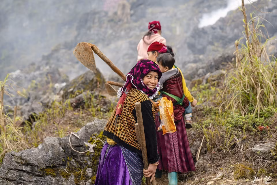 De plus en plus d’habitants participent activement au processus de développement touristique durable. Photo: VNA