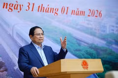 Le Premier ministre Pham Minh Chinh, chef du Comité de pilotage des ouvrages clés et des projets nationaux importants dans le secteur ferroviaire, a présidé, le 31 janvier à Hanoï, sa sixième réunion. Photo : VNA