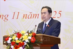 Le président de l’Assemblée nationale Tran Thanh Man préside une conférence de bilan sur la prévention et la lutte contre la corruption, le gaspillage et les pratiques malsaines au sein de l’organisation du Parti de l’Assemblée nationale. Photo : VNA