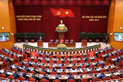 Le 14ᵉ Plénum du Parti communiste du Vietnam (PCV) du 13ᵉ mandat s’est solennellement ouvert dans la matinée du 5 novembre à Hanoï, sous la présidence du secrétaire général du Comité central du PCV, Tô Lâm. Photo : VNA