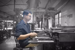 Le village de la soie de Van Phuc applique les technologies et la transformation numérique à sa production. Photo : Bnews/VNA