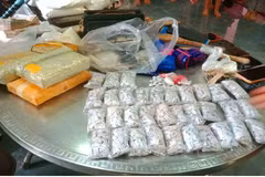 23,4 kg de drogues et de précurseurs chimiques saisis. Photo : https://baothanhhoa.vn