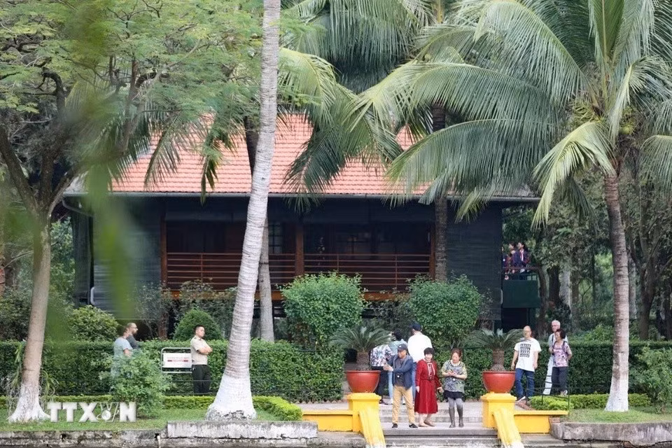01-president-ho-chi-minh-relic-site.jpg