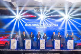 La cérémonie d'inauguration d'un nouveau centre de recherche et développement en intelligence artificielle (IA) au Vietnam. Photo : VNA
