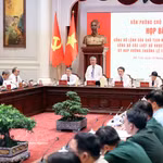 La conférence de presse pour annoncer l’ordonnance du président de la République portant promulgation de 15 lois adoptées par l’Assemblée nationale lors de sa première session non extraordinaire. Photo: VNA