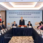 Le président de l’Assemblée nationale Trân Thanh Mân s'exprime lors de la rencontre avec des amis sud-coréens. Photo: VNA