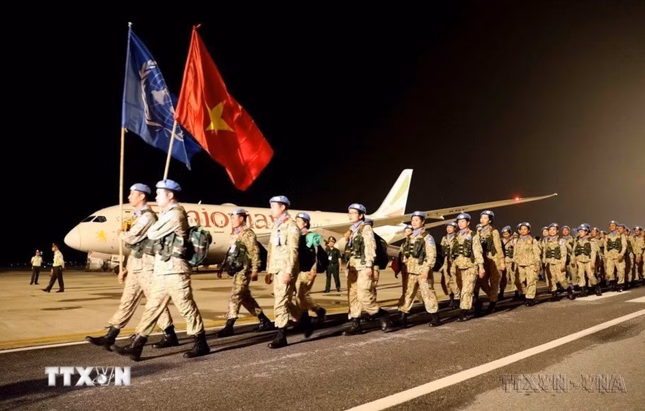 L'équipe d'ingénierie No 1 a terminé avec succès sa mission de maintien de la paix au sein de la Force intérimaire de sécurité des Nations Unies pour Abiyé (FISNUA) de retour au Vietnam (Hanoï, 15 août 2023). Photo : VNA