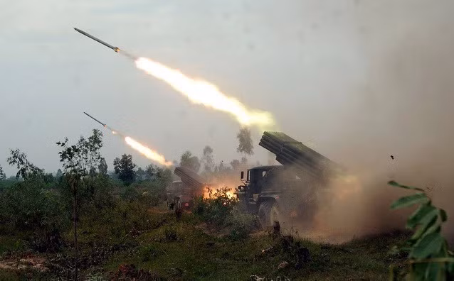 Les forces aériennes et de défense anti-aérienne mènent des exercices intensifs pour maintenir un niveau de préparation opérationnelle optimal et maîtriser les systèmes d'armes les plus modernes.