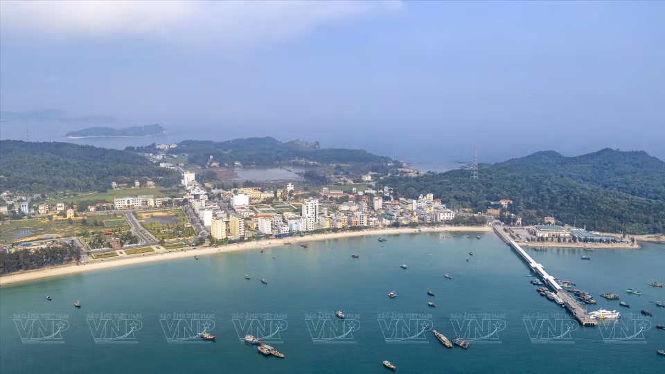 L'île de Cô Tô vue d'en haut. Photo: Vietnam Illustré