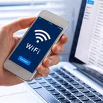 Selon le Speedtest Global Index d'Ookla d'août 2026, la capitale Hanoï a enregistré une vitesse médiane de téléchargement sur Internet mobile de 493,37 Mbit/s. Photo fpt.vn