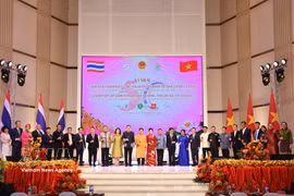 Des invités à la cérémonie marquant le 81e anniversaire de la Fête nationale du Vietnam à Khon Kaen. Photo: VNA
