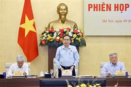 Le président de l'Assemblée nationale Trân Thanh Mân à la première réunion du Conseil électoral national. Photo: VNA